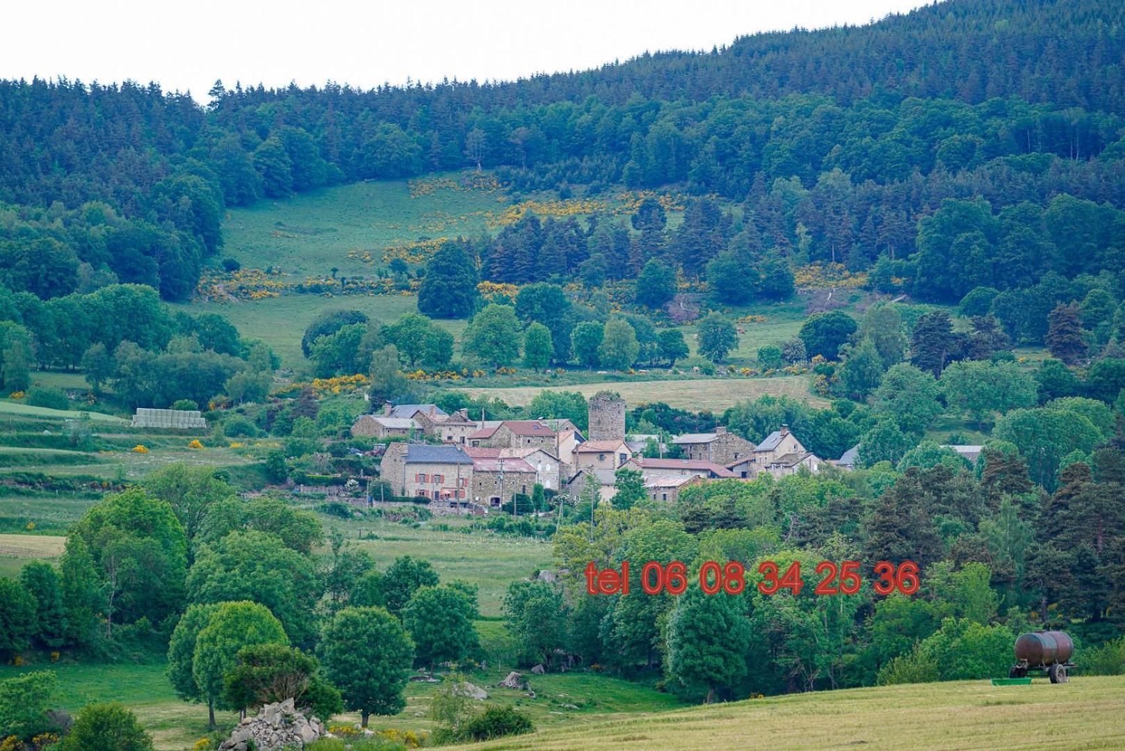 Gite Les Ducs Mialanes Exteriör bild